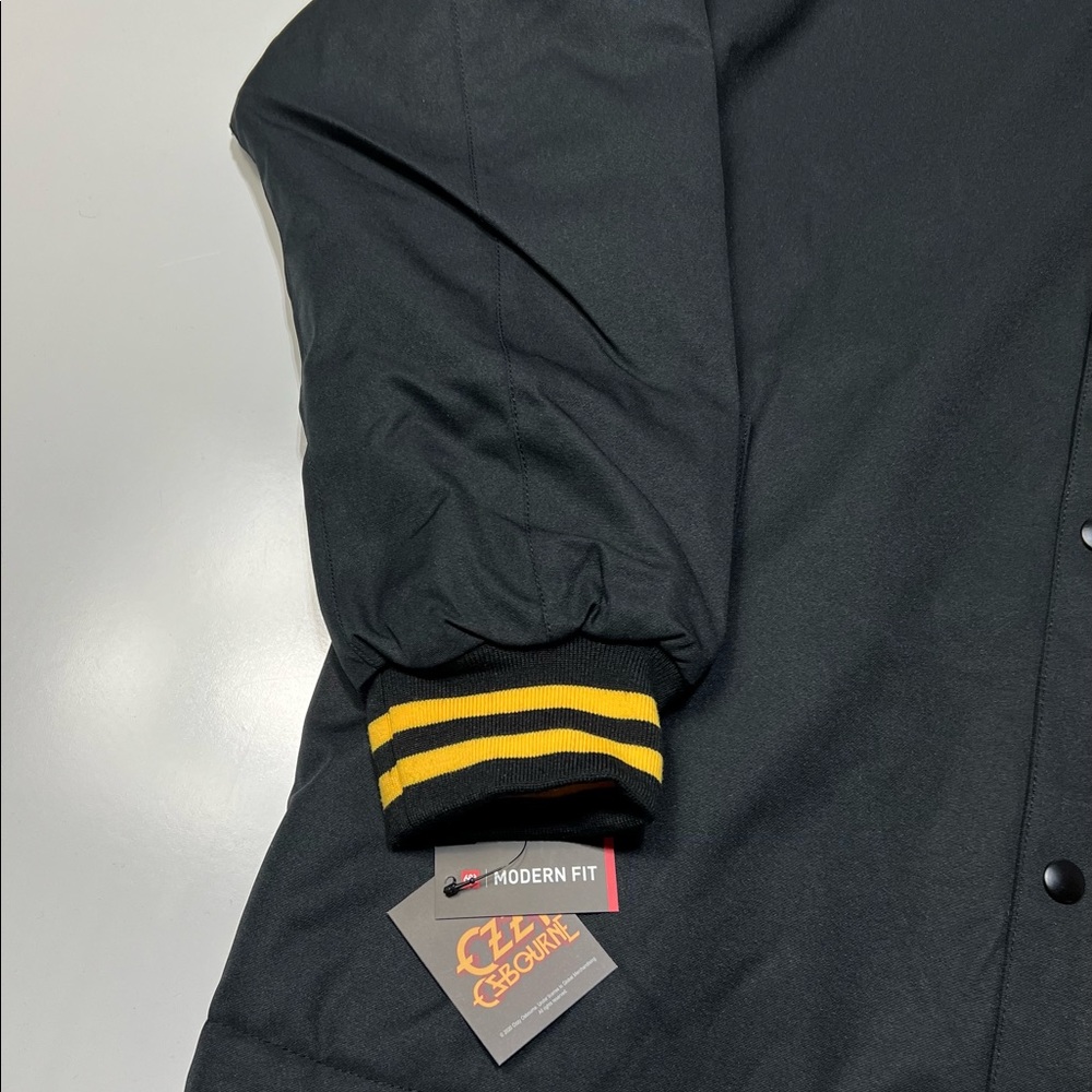 Ozzy Osbourne Mens Insulated 686 Jacket Rock NEW NWT Size Medium - Picture 5 of 10